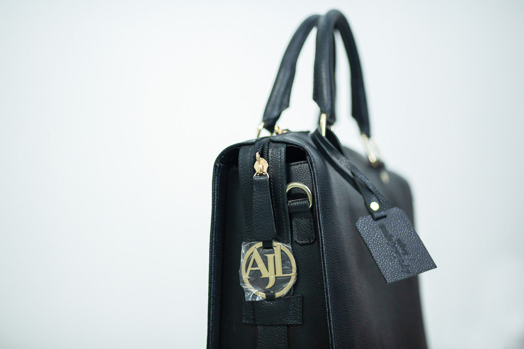 Grand Dame Black Pebbled Leather Bag
