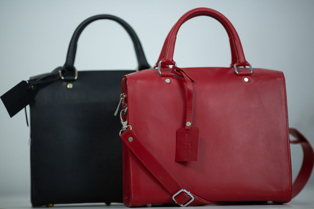 Grand Dame Black Pebbled Leather Bag
